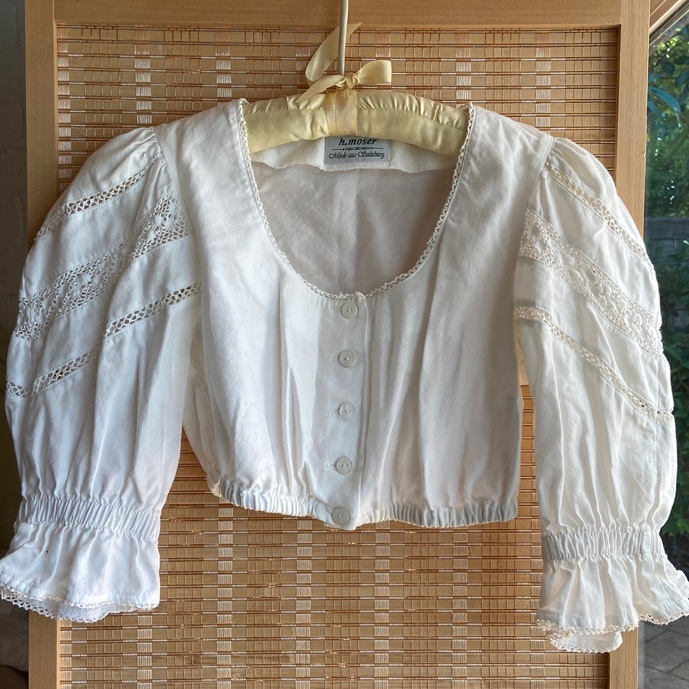 Vintage Drindl Blouse 🕊️